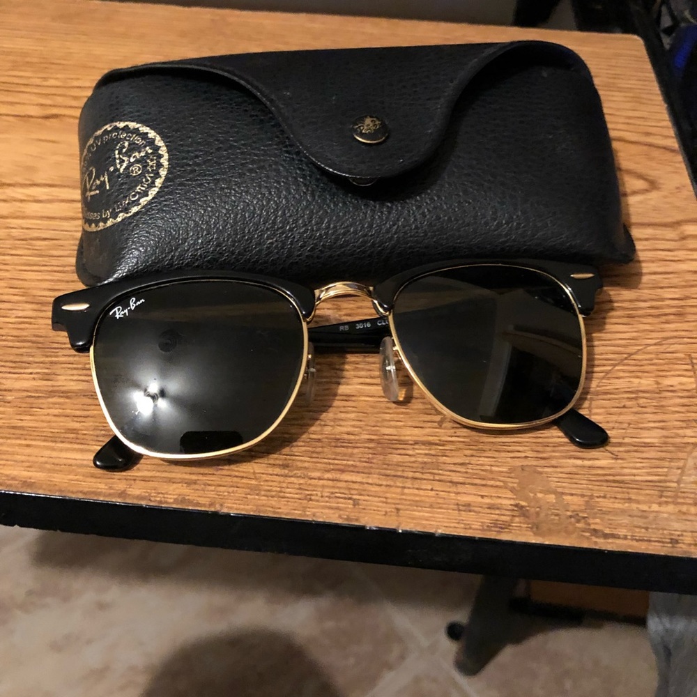 Ray ban sunglasses new without tags